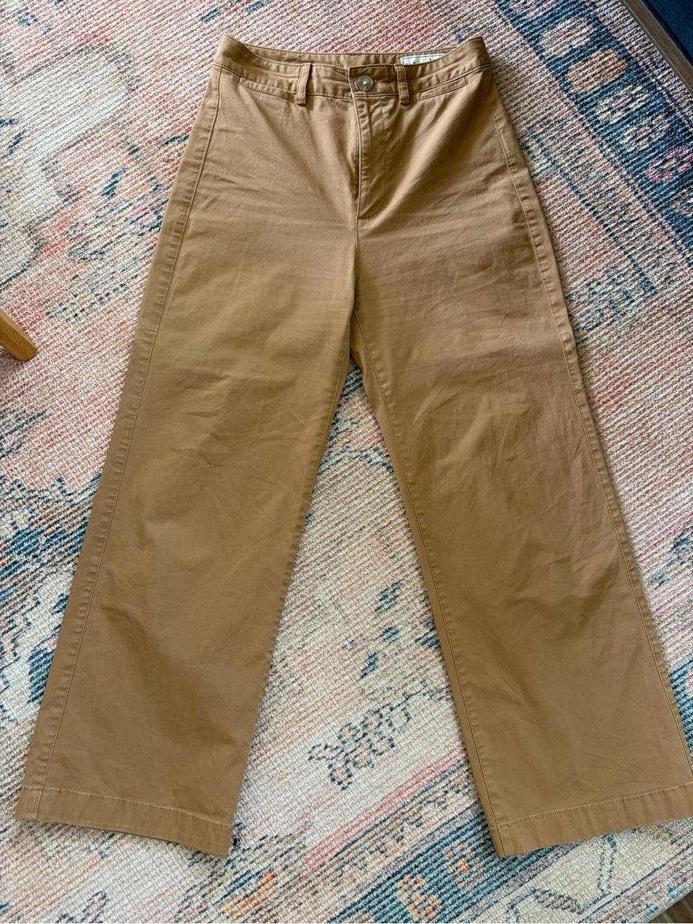 Gap High Rise Stride Ankle- Size 4